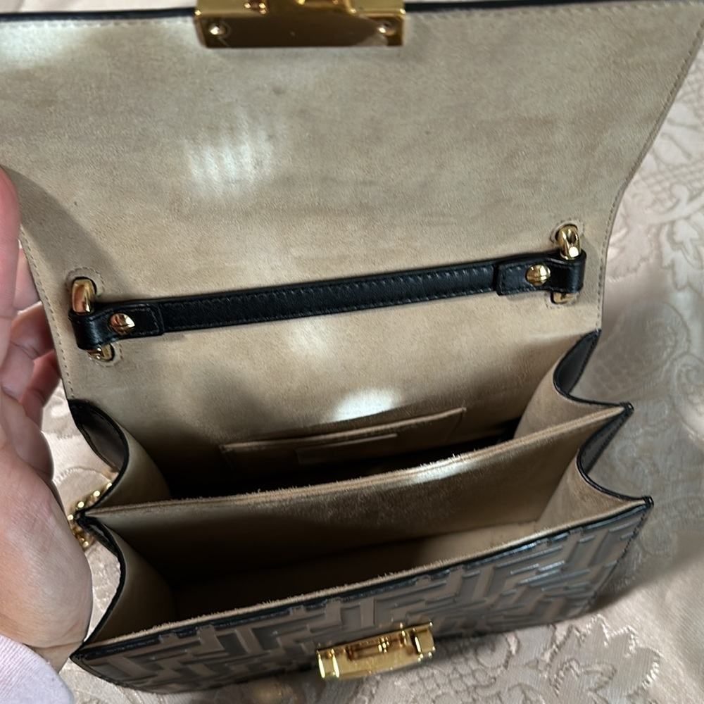 Fendi - Picture 4 of 4